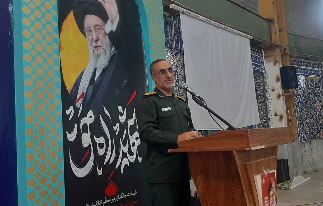 راز ماندگاری انقلاب در پیوند امت و امامت نهفته است