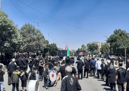 دورود غرق ماتم و عزا در عاشورای حسینی