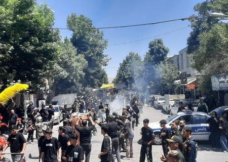 شکوه عزاداری روز عاشورا در دورود