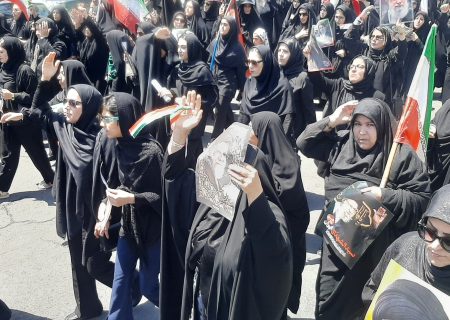 وداع جاماندگان دورودی با قائد امت اسلامی هم‌زمان با تشییع رهبر شهید انقلاب اسلامی