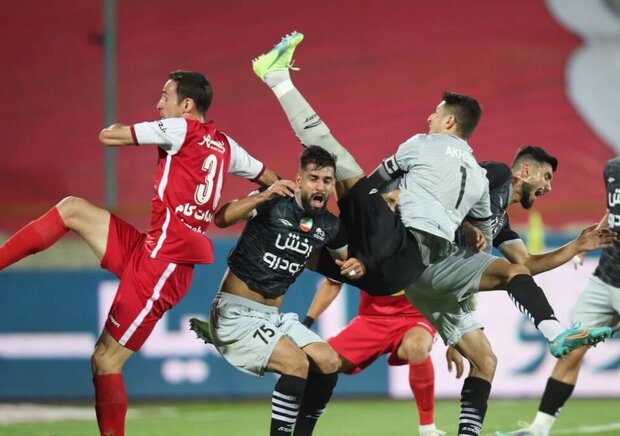 رافت: پرسپولیس زمان خوبی باخت/ شهرآبادی فوتبالیست آینده داری است