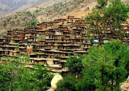 بررسی راهکارهای توسعه گردشگری روستاهای گردشگرپذیر منطقه هلور دورود